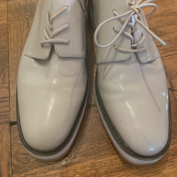 VINCE Platform Lace-Up Oxfords - Picture 2 of 5